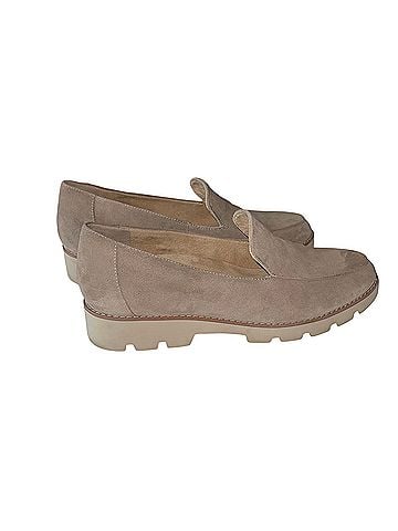 Vionic Flats (view 2)