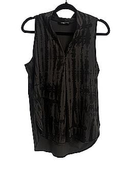 The North Face Sleeveless Top (view 1)