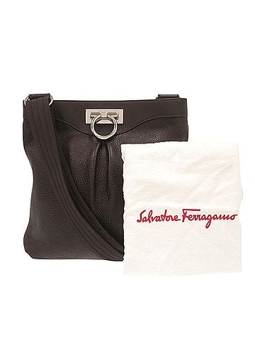 Salvatore Ferragamo Salvatore Ferragamo Gancini AU-21 B499 Leather Brown Shoulder Bag 1442Salvatore (view 2)
