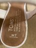 TOMS 100% Suede White Heels Size 7 - photo 6