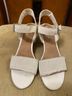TOMS 100% Suede White Heels Size 7 - photo 3