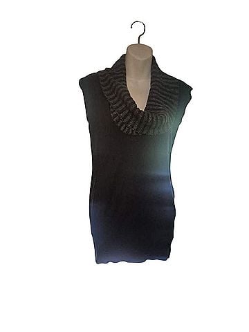 Dots Sleeveless Top (view 1)