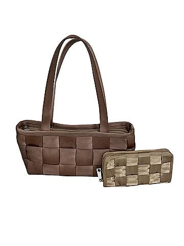 Harveys Satchel (view 2)