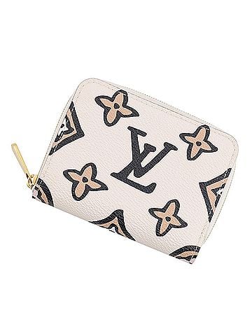Louis Vuitton Louis Vuitton Monogram Wild at Heart Zippy Coin Purse M80677 LOUIS VUITTON White Wallet WALLET (view 1)