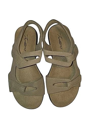 Trotters Katarina Sandals (view 1)