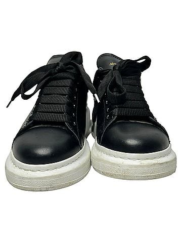 Alexander McQueen Alexander McQueen Oversized Sneakers in Black Calf Leather (view 2)