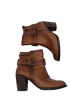 Sofft Wyoming Ankle Boots (view 2)