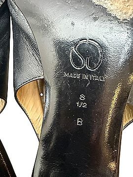 St. John Heels (view 2)