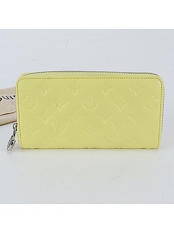 Louis Vuitton Louis Vuitton RFID-protected Monogram Zippy Wallet Coussin Lambskin Leather M83104 Long for Women (view 1)