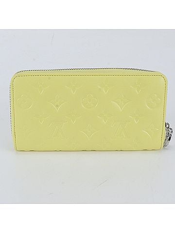 Louis Vuitton Louis Vuitton RFID-protected Monogram Zippy Wallet Coussin Lambskin Leather M83104 Long for Women (view 2)