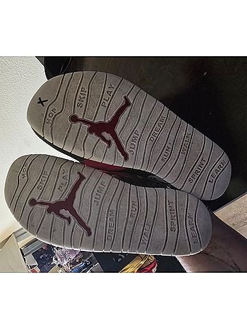 Jordan Sandals (view 2)