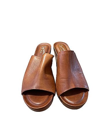 Seychelles Wedges (view 1)