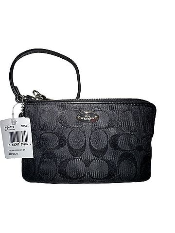 Coach 12cm Signature Corner Zip Wristlet Leather Clutch (view 1)