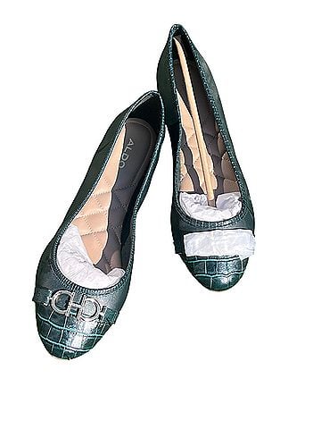 Aldo Flats (view 1)