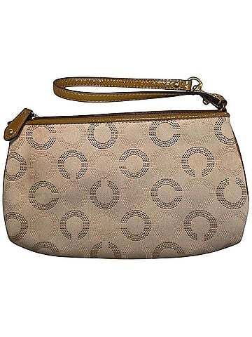 Coach Wristlet (view 2)