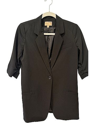 Elizabeth and James Blazer (view 1)