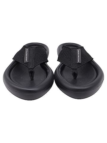 Stella McCartney Stella McCartney Flip Flops in Black Rubber (view 2)