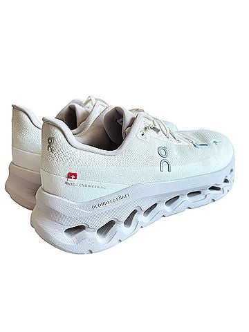 On Cloud Sneakers (view 2)