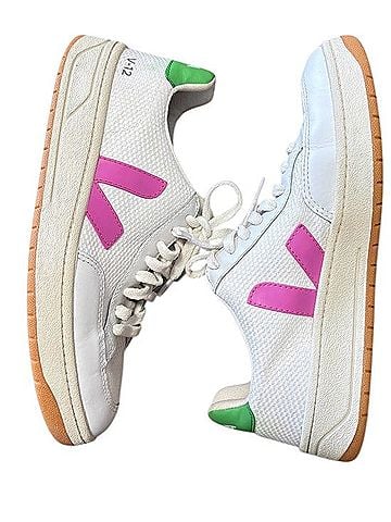 VEJA V-12 Sneakers (view 1)