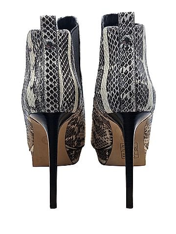 MICHAEL Michael Kors Ankle Boots (view 2)