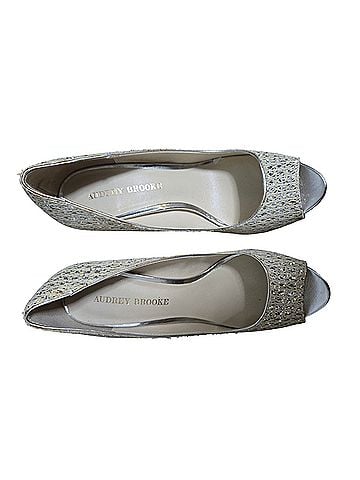 Audrey Brooke Heels (view 2)