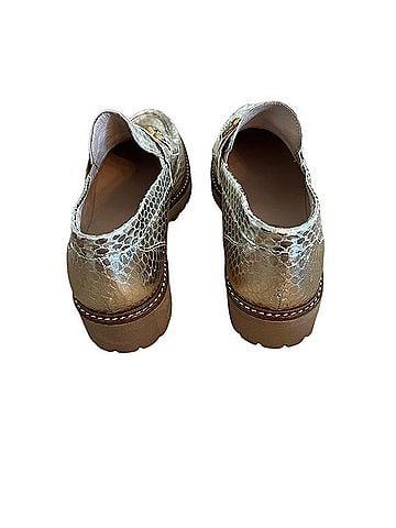 Eric Michael Flats (view 2)