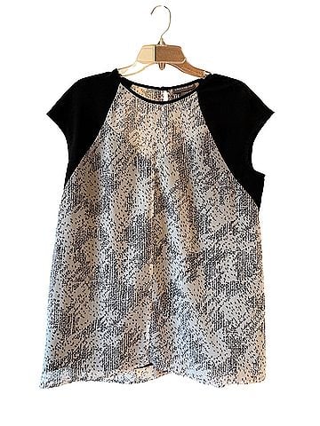 A Pea in the Pod Short Sleeve Blouse (view 1)