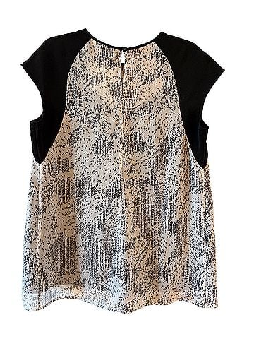 A Pea in the Pod Short Sleeve Blouse (view 2)