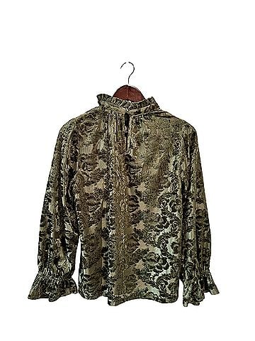 Hem & Thread Long Sleeve Blouse (view 2)