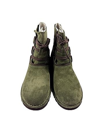 Ugg Boots (view 2)