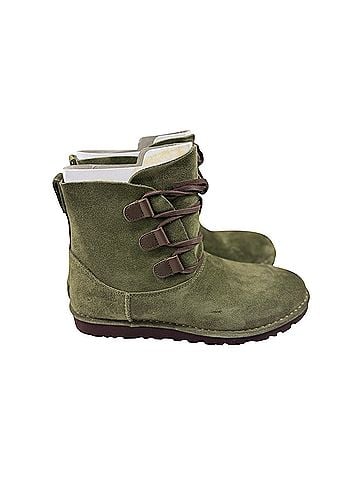 Ugg Boots (view 1)