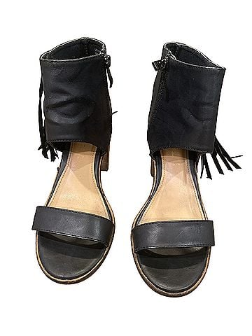 Very Volatile Heels (view 1)