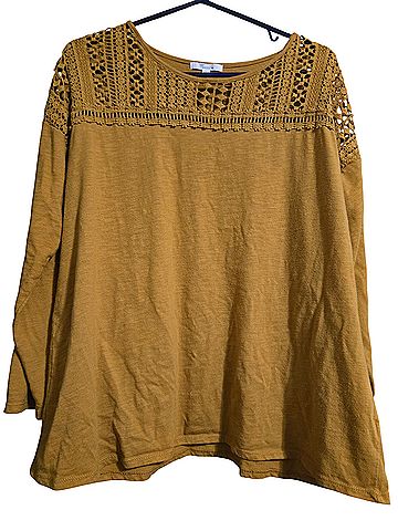 89th & Madison Long Sleeve Top (view 1)
