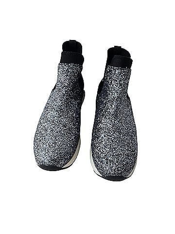 Kenneth Cole REACTION Ankle Boots (view 1)