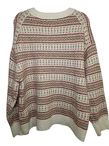 American Eagle Outfitters Pullover Sweater (view 2)