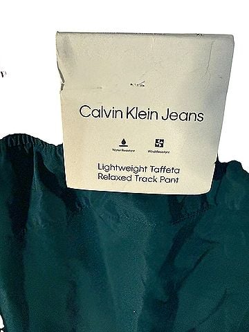 CALVIN KLEIN JEANS Lightweight Taffeta Relaxed Track Pant Track Pants (view 2)