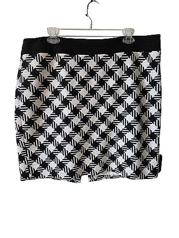 White House Black Market Casual Skirt (view 1)
