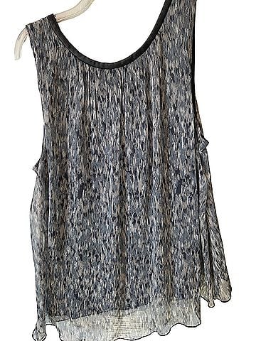 Converse Sleeveless Top (view 2)
