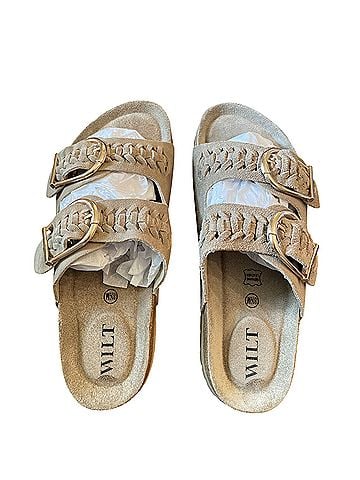 Wilt Sandals (view 1)