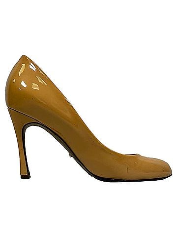 Sergio Rossi Sergio Rossi Pumps in Beige Patent Leather (view 1)