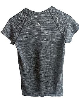 Lululemon Athletica Swiftly Tech Short Sleeve 2.0 Short Sleeve T-Shirt (view 2)