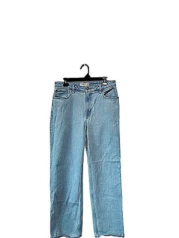 Abercrombie & Fitch Jeans (view 1)