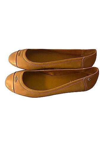 Coach Flats (view 2)