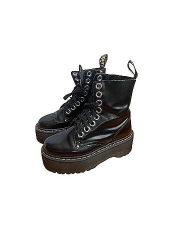 Dr. Martens Jadon Max Boots (view 1)