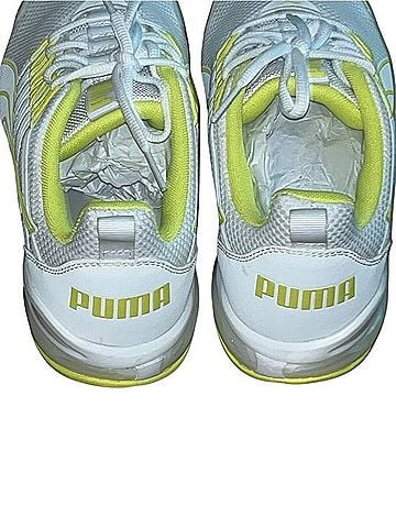 Puma Sneakers (view 2)