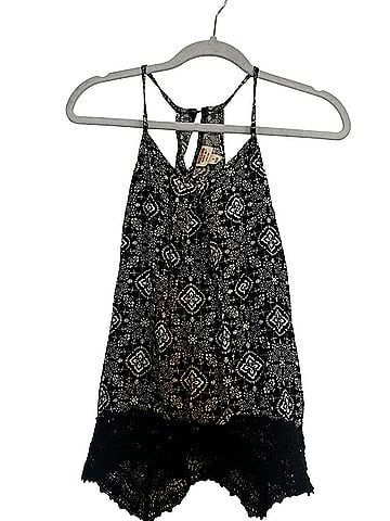 Mossimo Sleeveless Top (view 1)