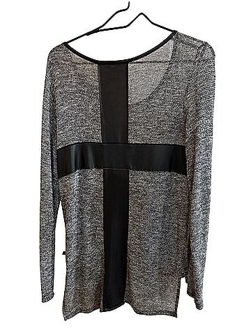 Rock & Republic Long Sleeve T-Shirt (view 2)