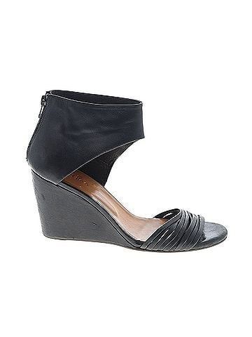 Coclico Wedges (view 1)