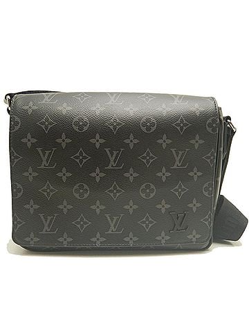 Louis Vuitton LOUIS VUITTON Monogram Eclipse District PM NV3 M46255 Shoulder Bag Noir Men's 254176 (view 2)