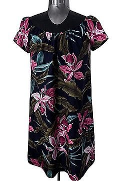 Hilo Hattie Casual Dress (view 2)